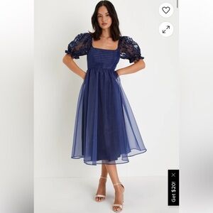 Lulus Significant Splendor Navy Organza Pleated Puff Sleeve Midi Dress size S